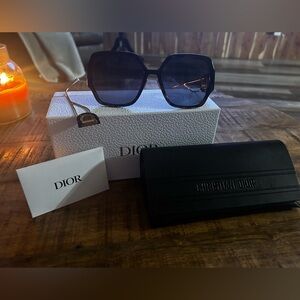 Gorgeous oversized Christian Dior Sunglasses